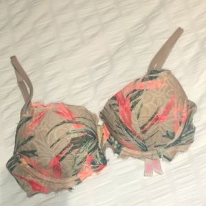 Barely worn PINK push-up bra
